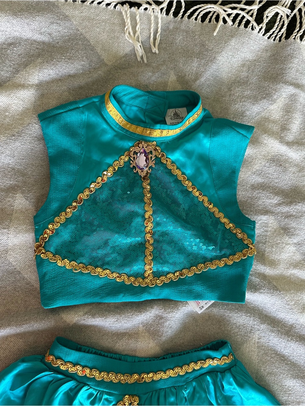 Disney’s Aladdin Princess Jasmine Dress-up Set Two-Piece size Small 5-6 - Picture 3 of 12